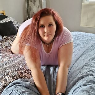 Model - KittenNibby bdsm