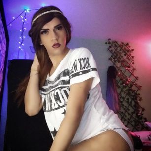 Model - Antonella Valbierys dirty