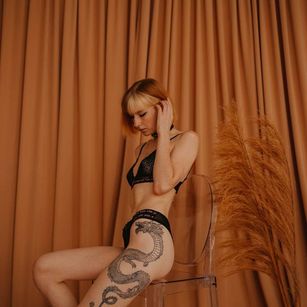 Model - LauraBiagiotti blueeyes