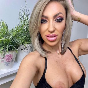 Model - Diana Smith cei