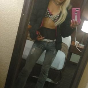 Model - Rylei Doll Shemale