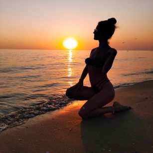 Model - Glory_1Love squirt