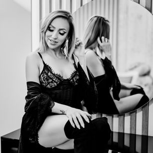 Model - Diana Smith roleplay