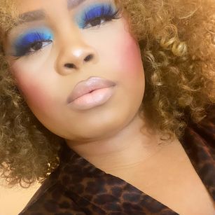 Model - Chunky Barbie curvy