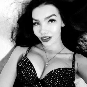 Model - amorpassion curvy