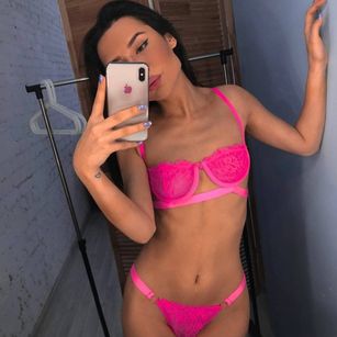 Model - Alice Baby dirtytalk