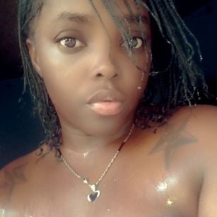 Model - Lexi_Squirts dp