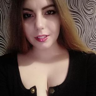 Model - SweetTora sexy