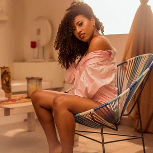 Model - EmilyWilde latina