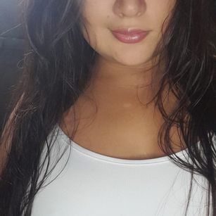 Model - Trish Kelly feet