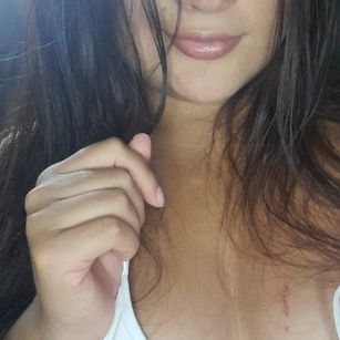 Model - Trish Kelly dildo