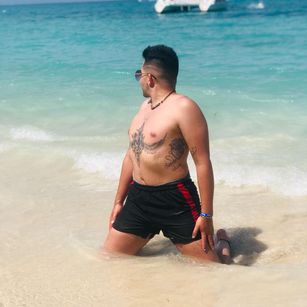 Model - Pamela latino