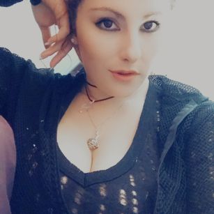 Model - Viola Frost sexy