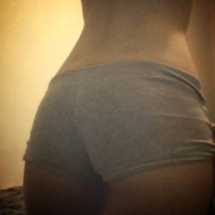 Model - Alina999 ladies