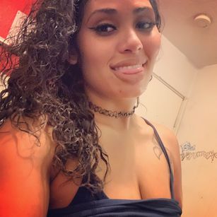 Model - LiaNicoleDarling sassy