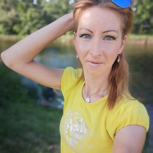 Model - Ecaterina Bors sexy