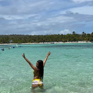 Model - Dina-rouse sexy