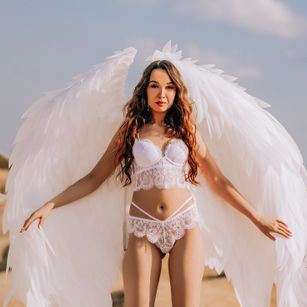 Model - TiffanyGold Games