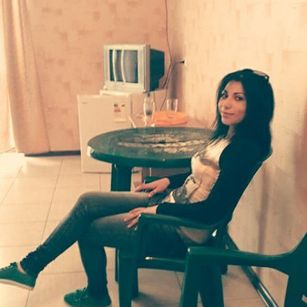 Model - Albina Purplenight 4