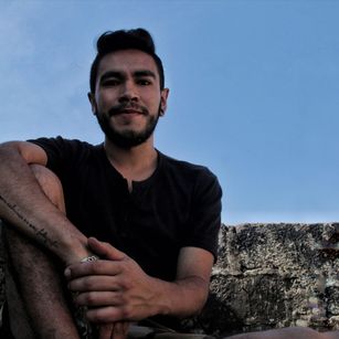 Model - Juancho fetiches