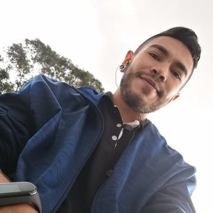 Model - Juancho Extrovertido