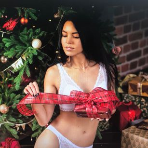 Model - sandygrace legs