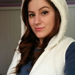 Model - MonaCherie joi