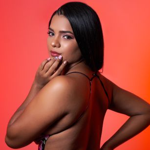 Model - MeganTaylor charm