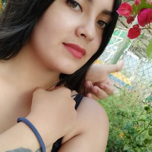 Model - Natasha_ dildo