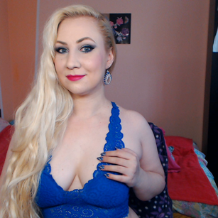 Model - Miss Lexy Gold toys