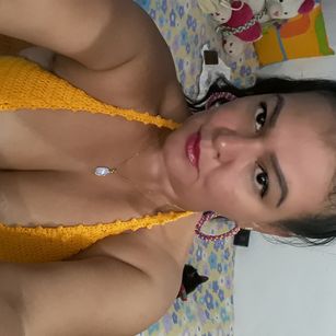 Model - roxanna sexoanal