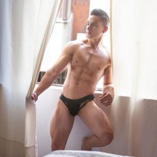 Model - Ayden Miller bdsm