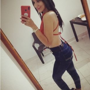 Model - Janna Blake petite