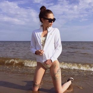 Model - megan_new1 stockings