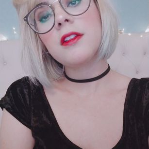 Model - Miss_Bianca shaved