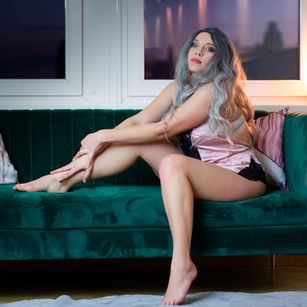 Model - Cornelia blueeyes