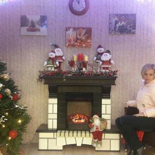 Model - Your Queen nipples