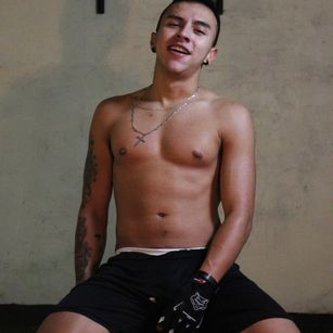 Model - rogert horny