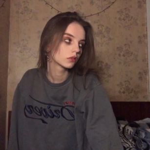 Model - Alisa Kiss shy