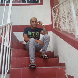 Model - musclecockm horny