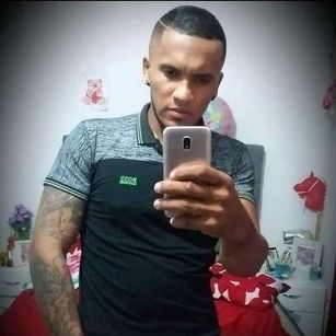 Model - musclecockm horny