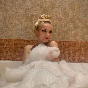 Model - Yuliya blond