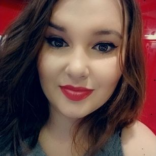 Model - AlessiaQuinn boobs