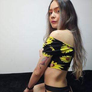 Model - AnnieNTommy sweet