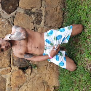 Model - musclecockm horny