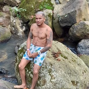 Model - musclecockm baile