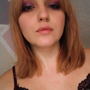 Model - VladaTender dirtytalk