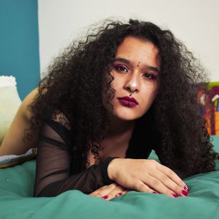 Model - Lilith_Colins spank