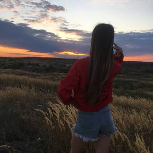 Model - Kristy tease