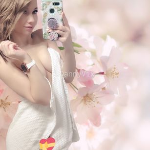 Model - DannyVix voyeur